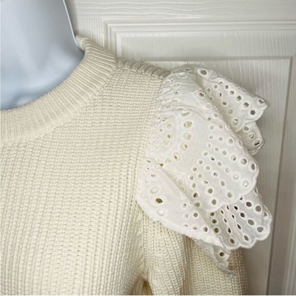 LILLA P Eyelet Ruffle Shoulder Trimmed Crew Neck Ribbed Sweater White Size L - Picture 5 of 11